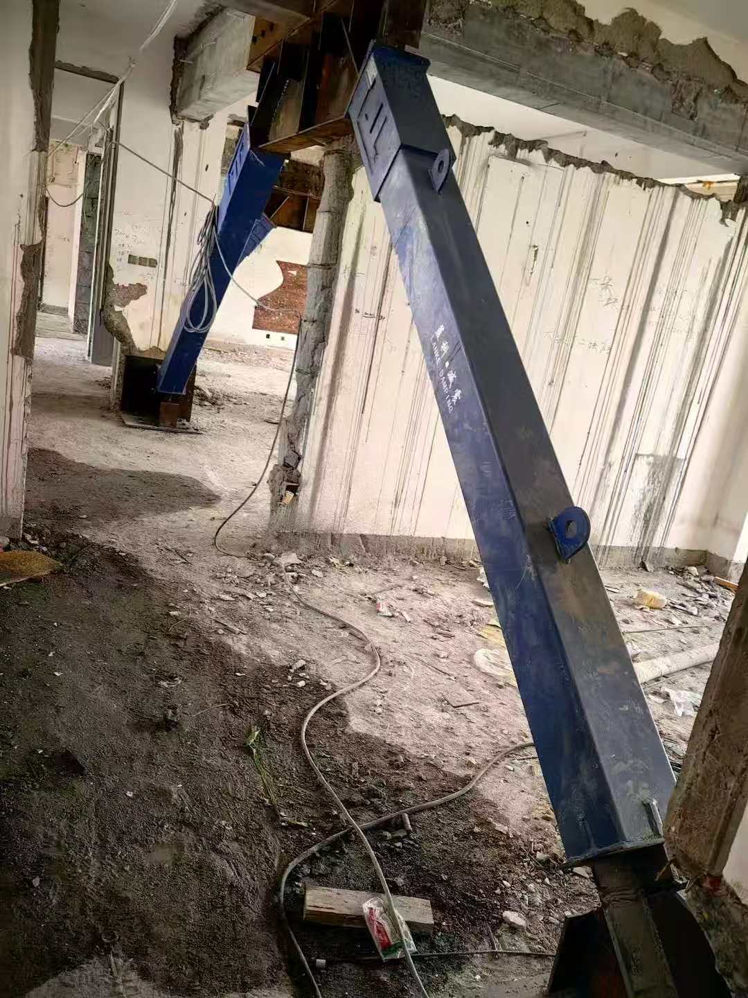 丽水柱子粘钢加固施工工艺
